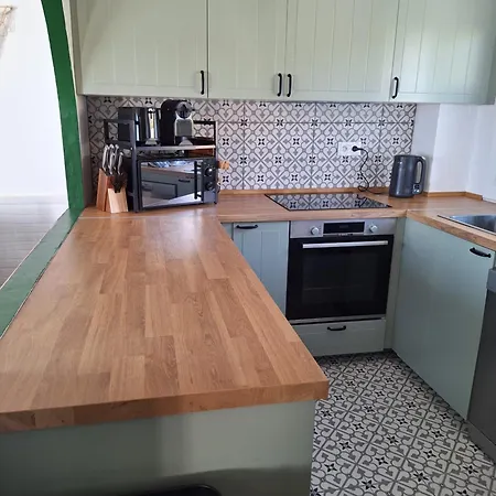 Charming 2br On The Cliffs With Sea Views Appartement *
