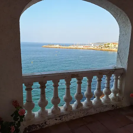 Charming 2br On The Cliffs With Sea Views *